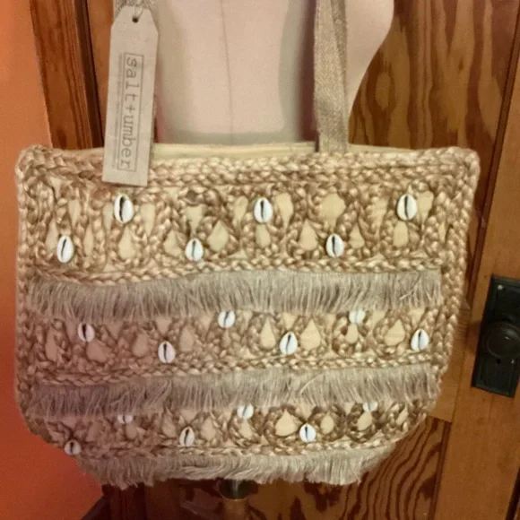 Salt & Umber Woven Straw Tote Bag Shell Detail Fringe Boho NWT - Picture 6 of 11